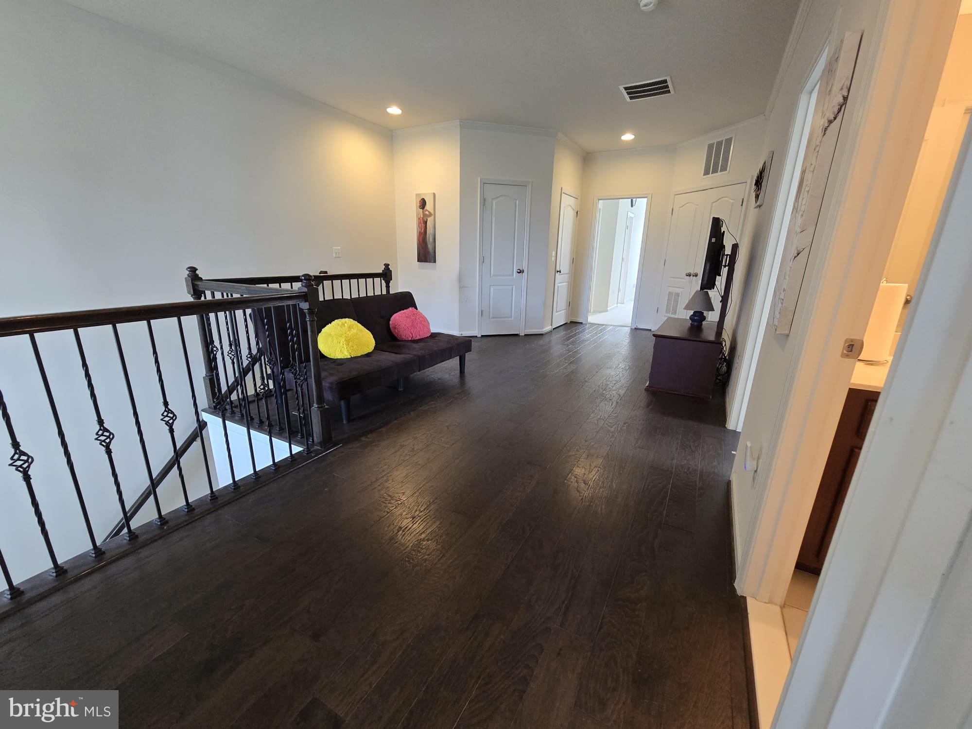 BRAMBLETON LANDBAY 3 - Residential Lease