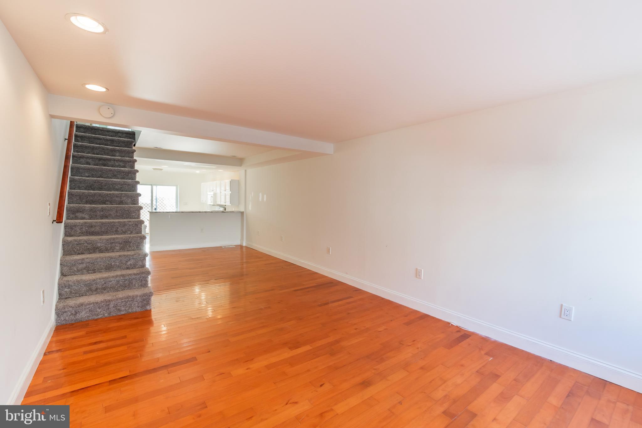 EAST PASSYUNK CROSSING - Residential Lease