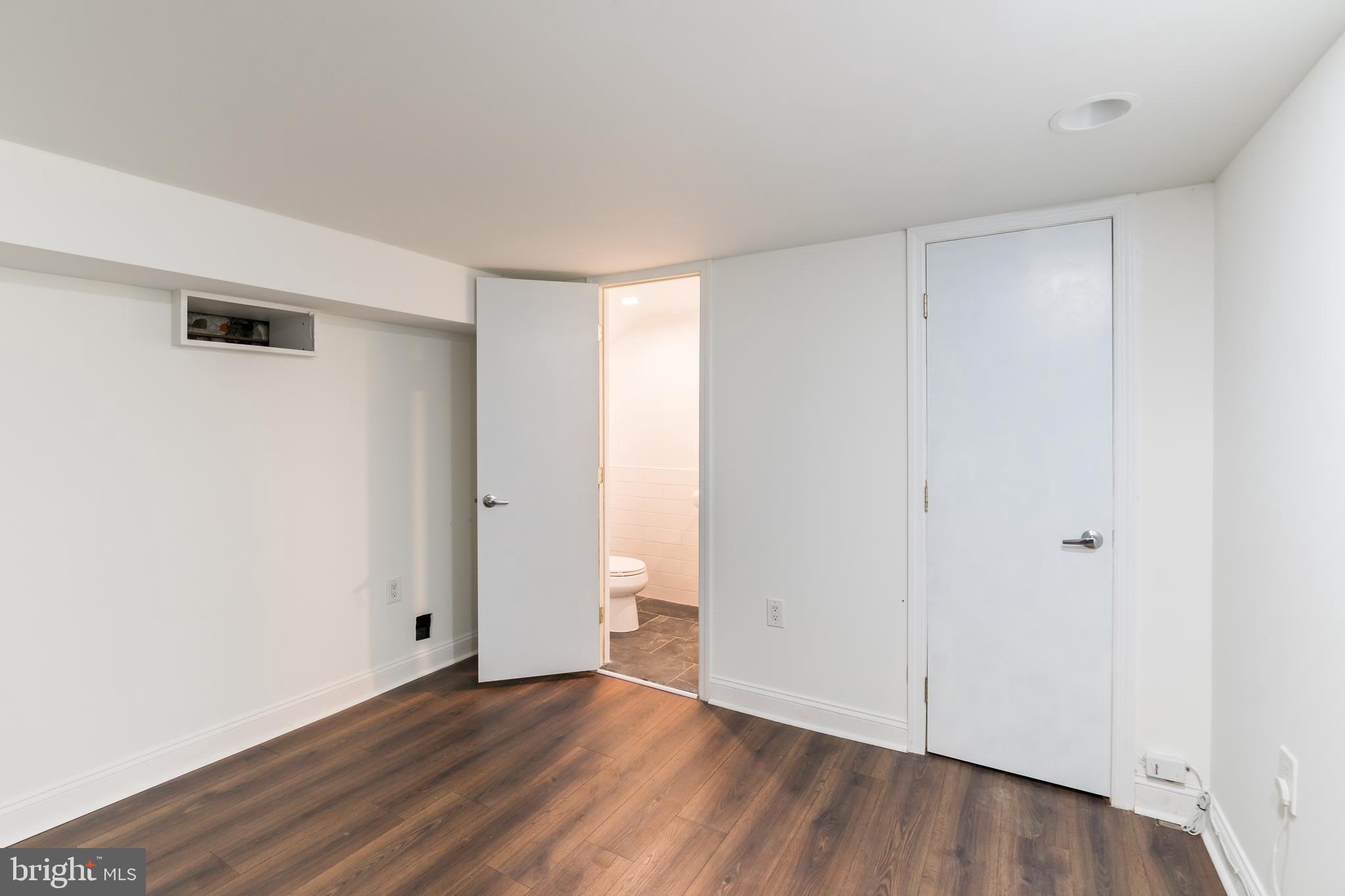EAST PASSYUNK CROSSING - Residential Lease