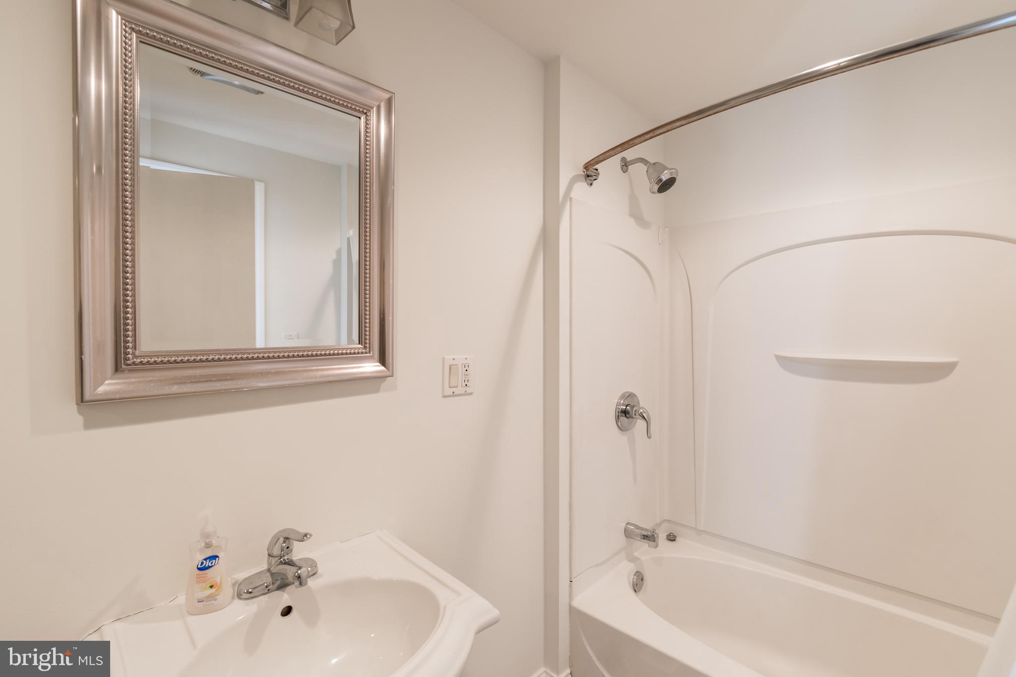 EAST PASSYUNK CROSSING - Residential Lease