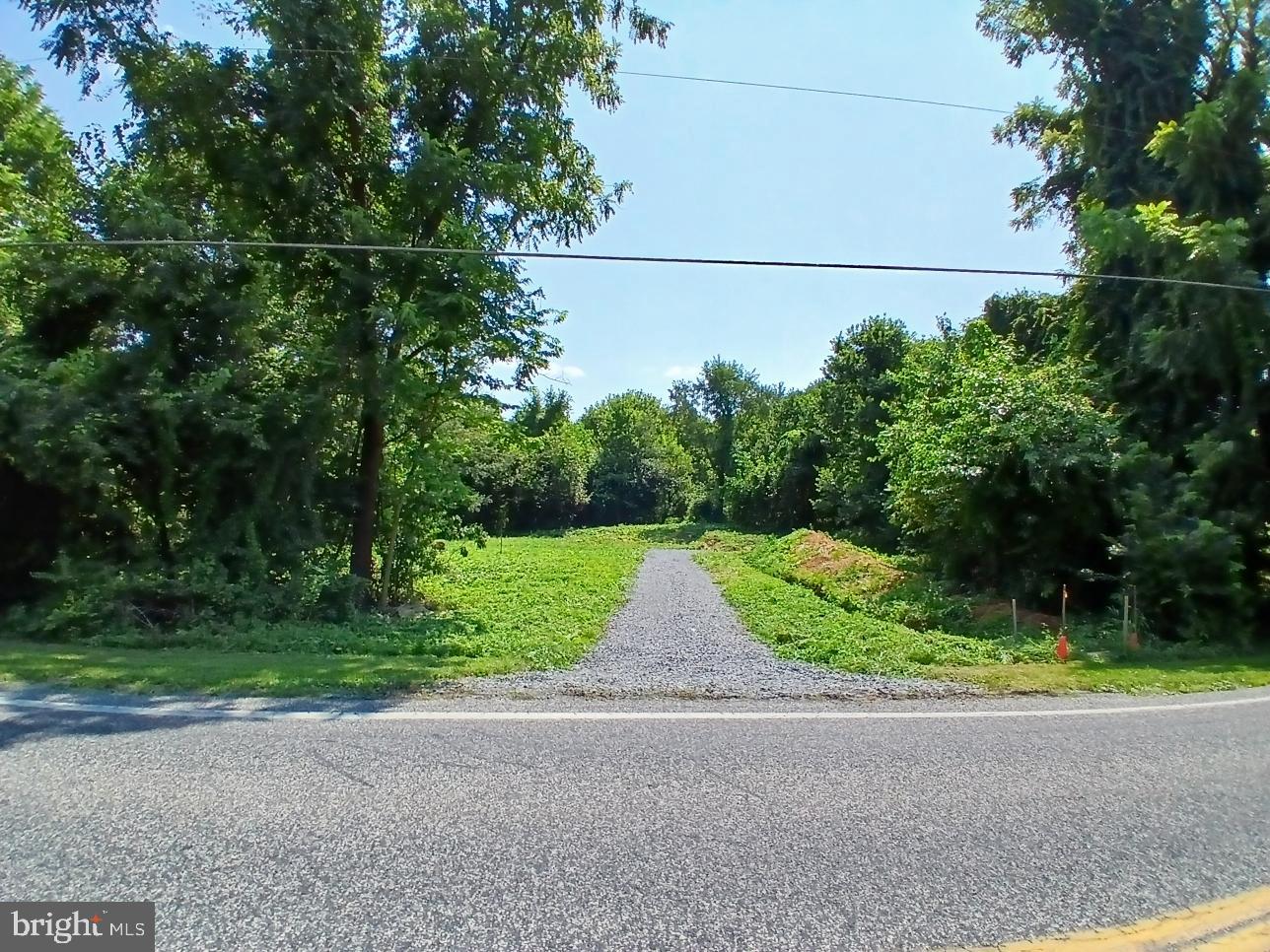VACANT LAND ALERT!!!
Highly sought after 1.57-acre lot just minutes from downtown Carlisle!
This versatile parcel is ideal for your dream home or investment build—bring your vision and take advantage of this ready-to-go opportunity in Carlisle Area SD, Cumberland County. No HOA, no restrictive covenants!
Offering the perfect balance of rural privacy and convenient access to all major amenities, shopping, dining, schools, and major commuter routes including I‑81. The property features a gravel driveway for easy access, is partially cleared.
Septic system professionally designed and approved by the Sewage Enforcement Officer. A well will be needed for water service, and the owner has already received an estimate for installation.