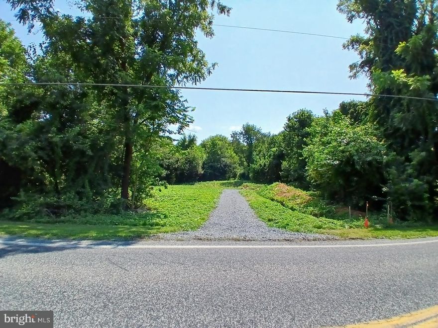 CUSTOM HOME " VACANT LAND ALERT!!! 
Highly sought after 1.57-acre lot just minutes from downtown Carlisle! This versatile parcel is ideal for your DREAM HOME or INVESTMENT BUILD—

Bring your vision and take advantage of this ready-to-go opportunity in Carlisle Area SD, Cumberland County. No HOA, no restrictive covenants!Offering the perfect balance of rural privacy and convenient access to all major amenities, shopping, dining, schools, and major commuter routes including I‑81. 

The property features a gravel driveway for easy access, is partially cleared. Septic system professionally designed and approved by the Sewage Enforcement Officer. A well will be needed for water service, and the owner has already received an estimate for installation.