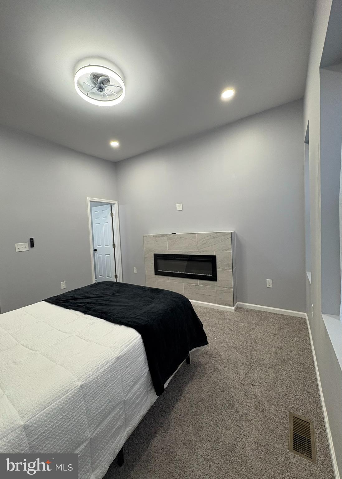 MIDDLE EAST - Residential