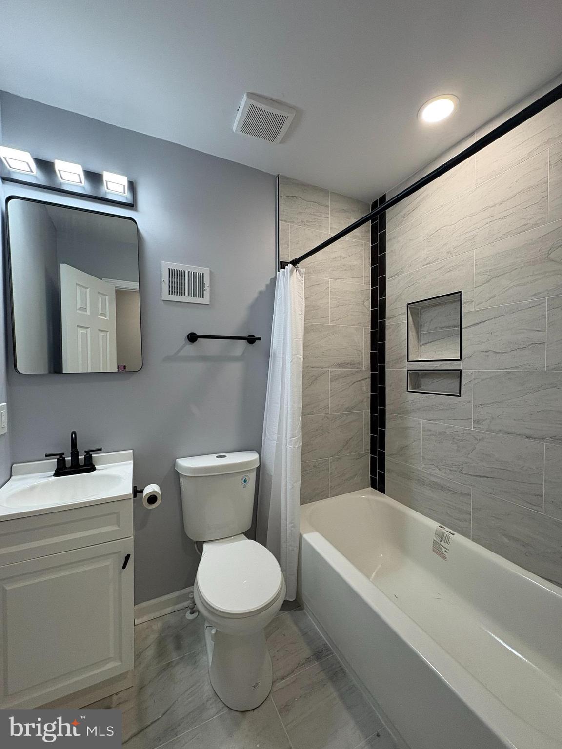 MIDDLE EAST - Residential