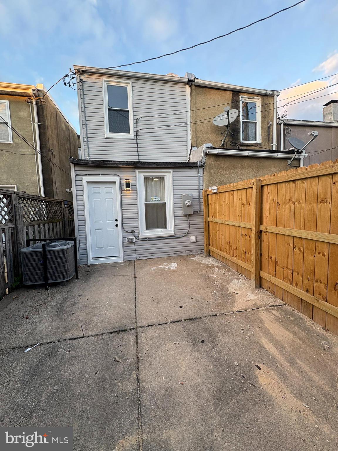 MIDDLE EAST - Residential