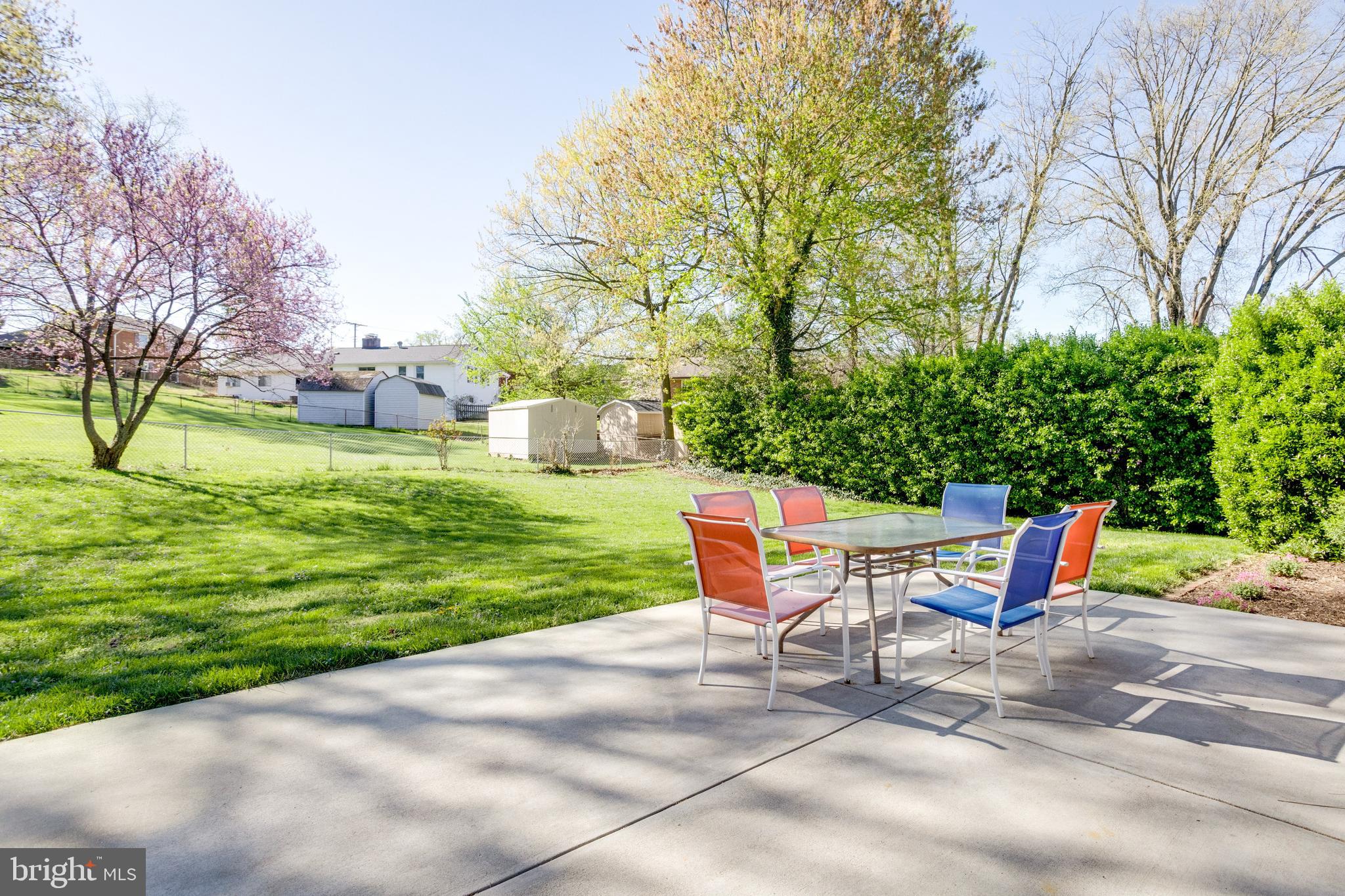 NORTH SPRINGFIELD - Residential