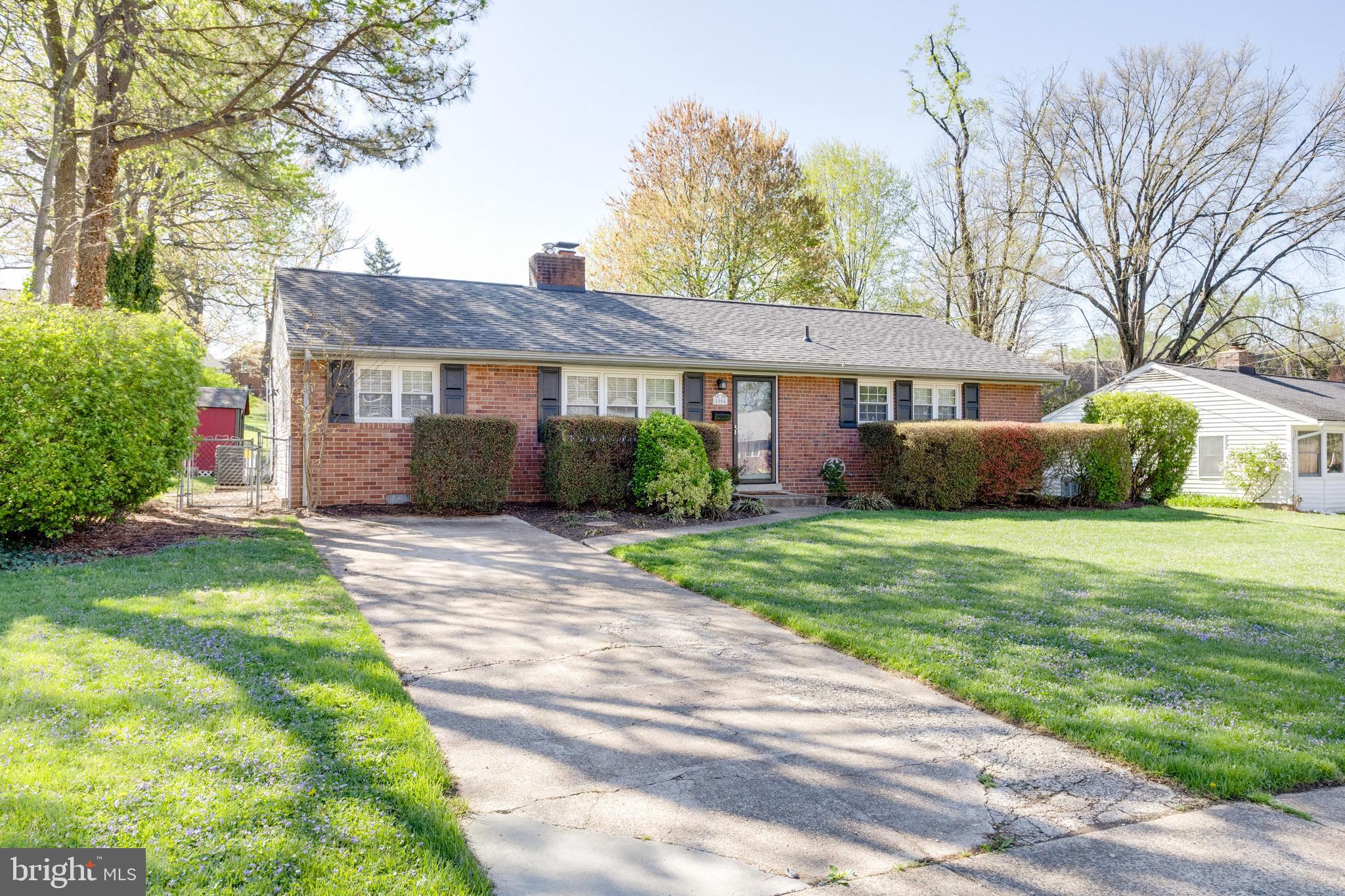 NORTH SPRINGFIELD - Residential