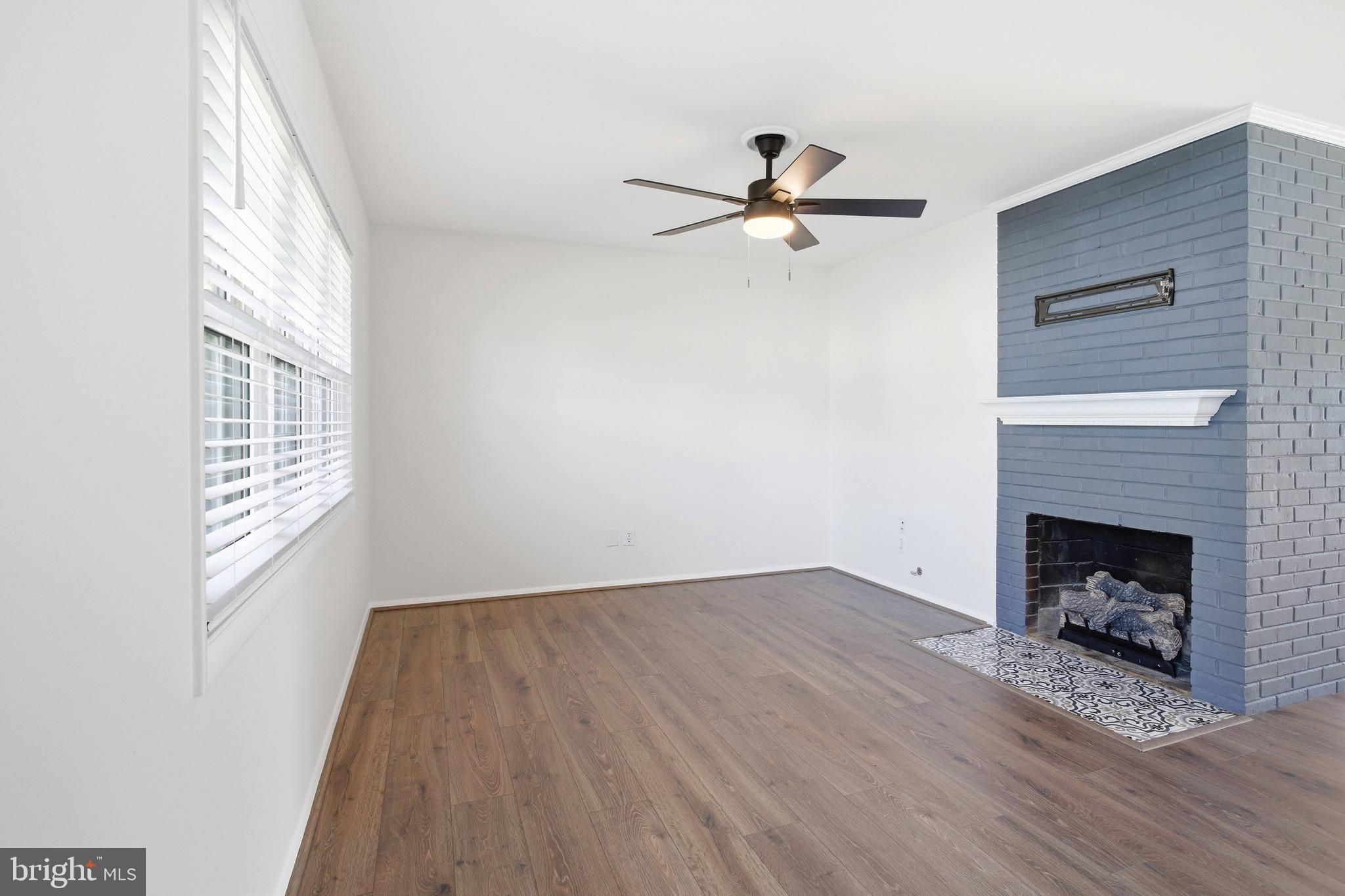 NORTH SPRINGFIELD - Residential