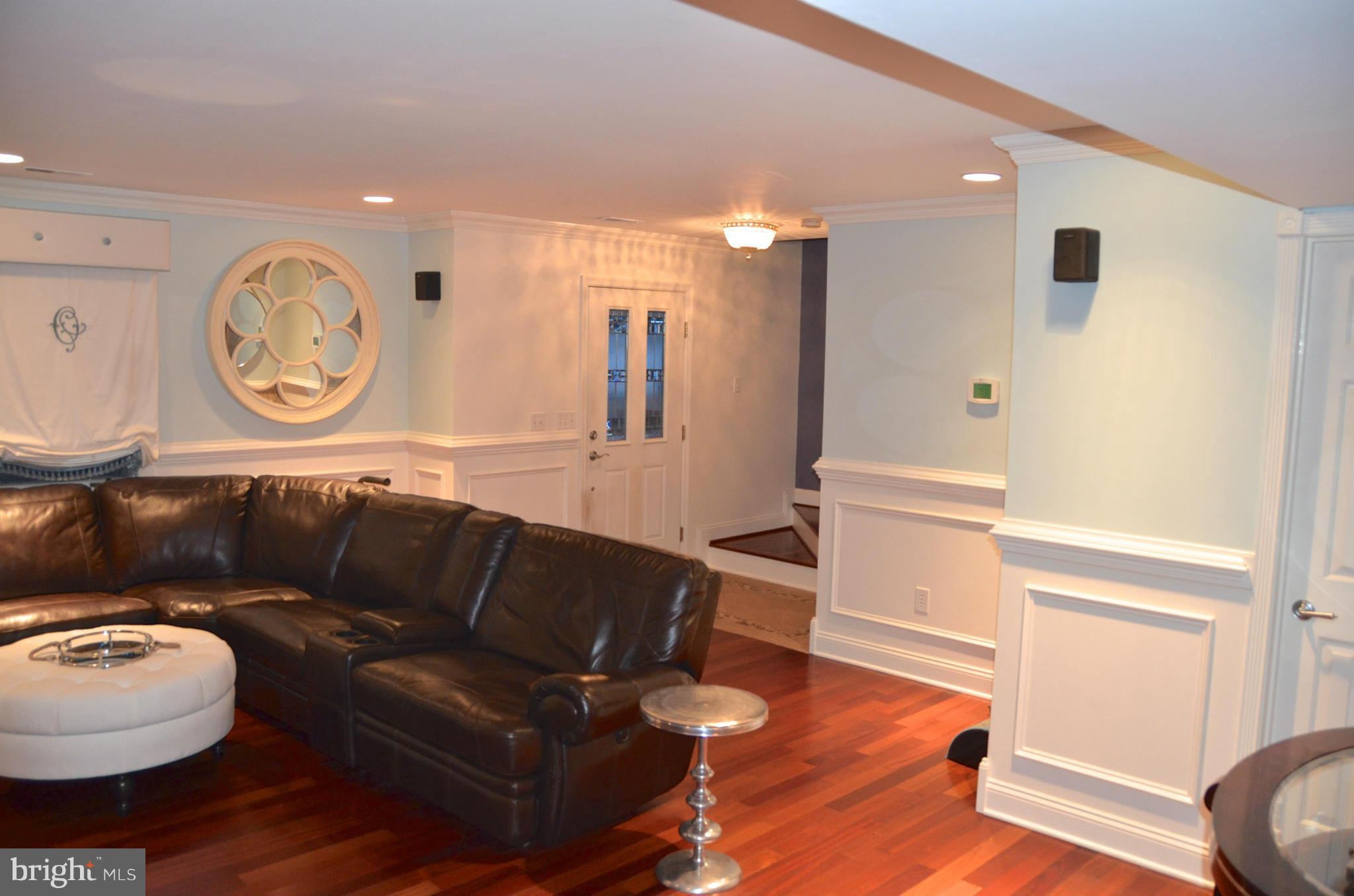 AVALON SHORES - Residential