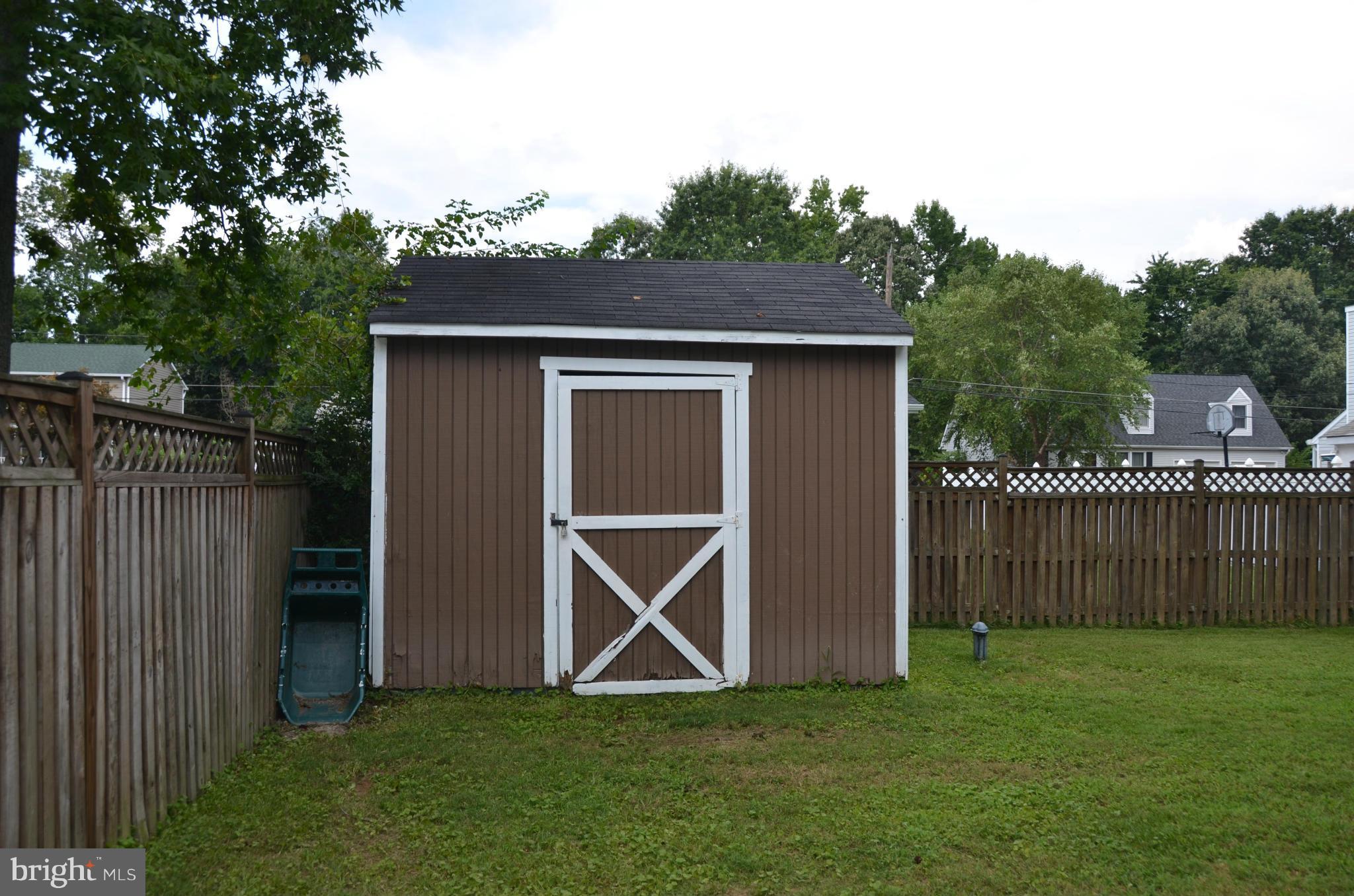 AVALON SHORES - Residential