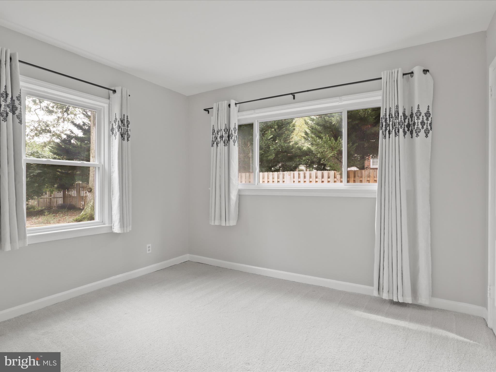 HOLLINDALE - Residential