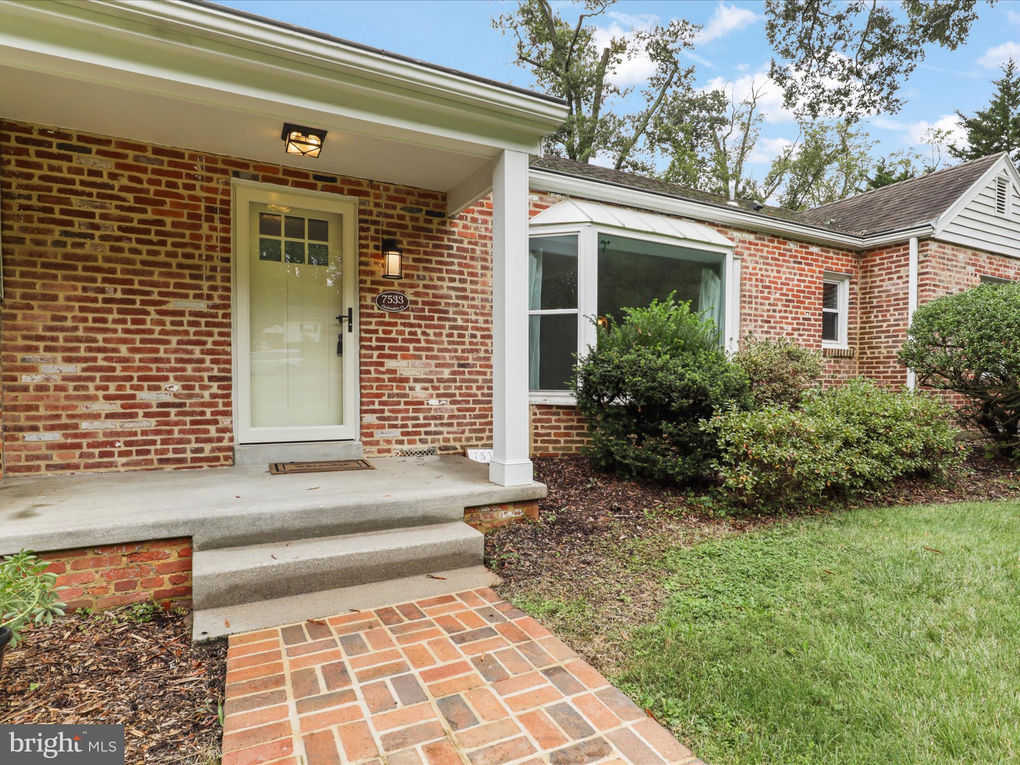 HOLLINDALE - Residential