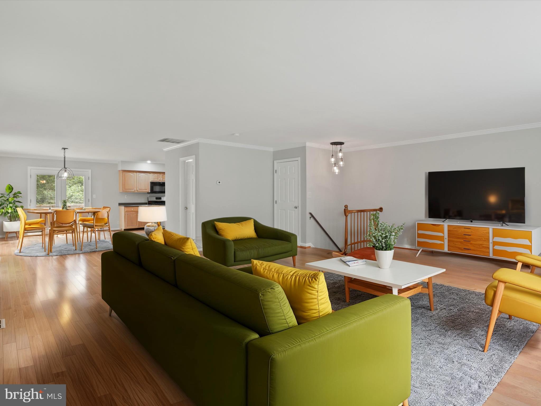 HOLLINDALE - Residential