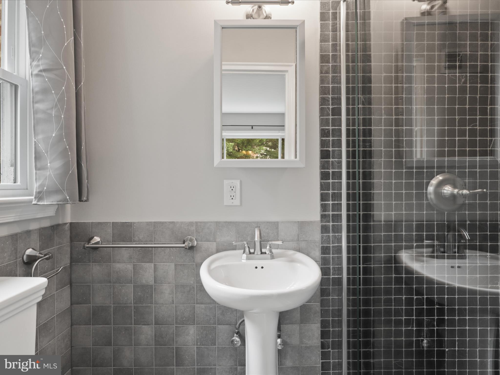 HOLLINDALE - Residential