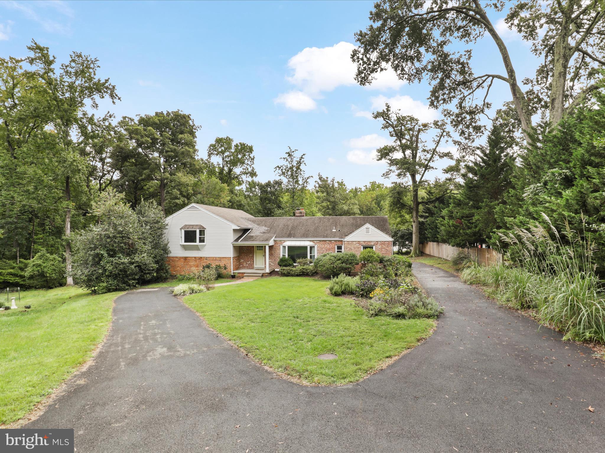 HOLLINDALE - Residential