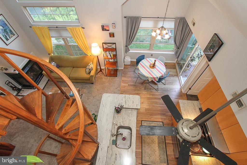 MONTGOMERY BROOKE - Residential Lease