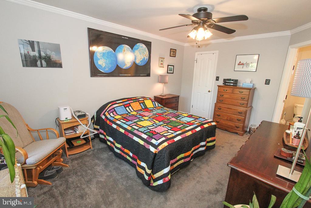 MONTGOMERY BROOKE - Residential Lease