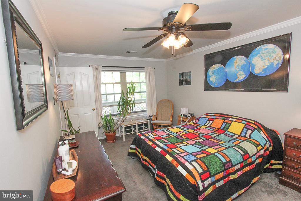 MONTGOMERY BROOKE - Residential Lease