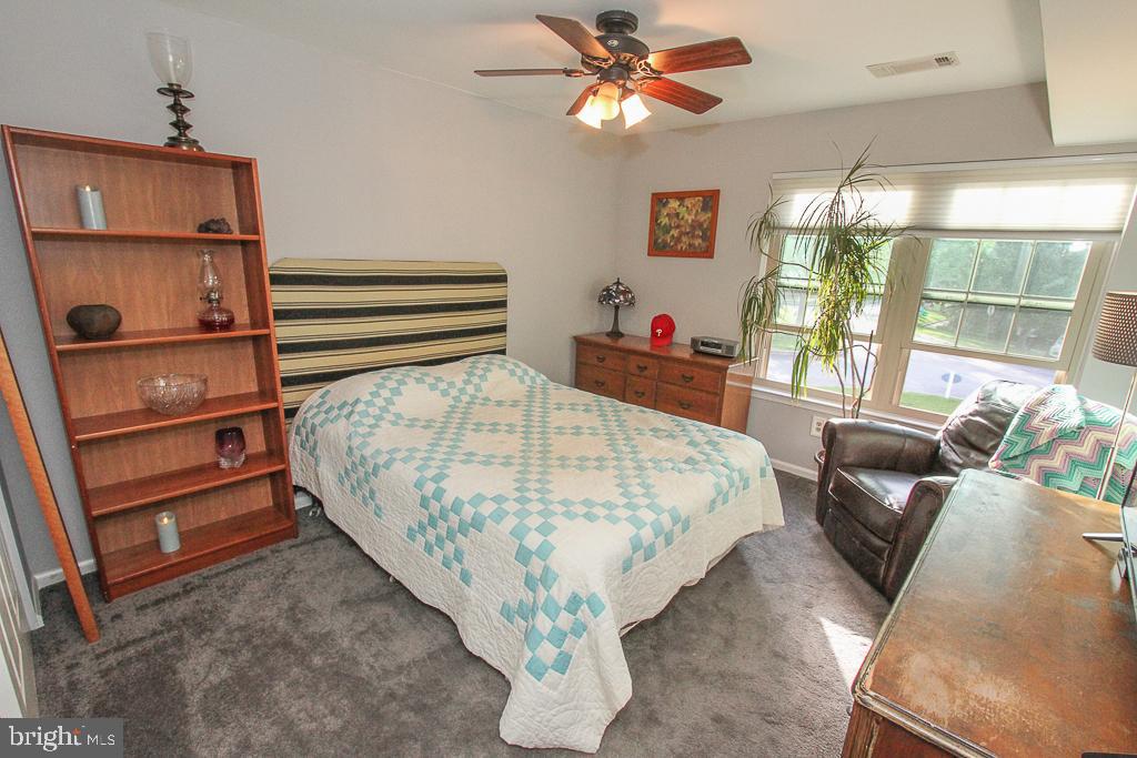 MONTGOMERY BROOKE - Residential Lease