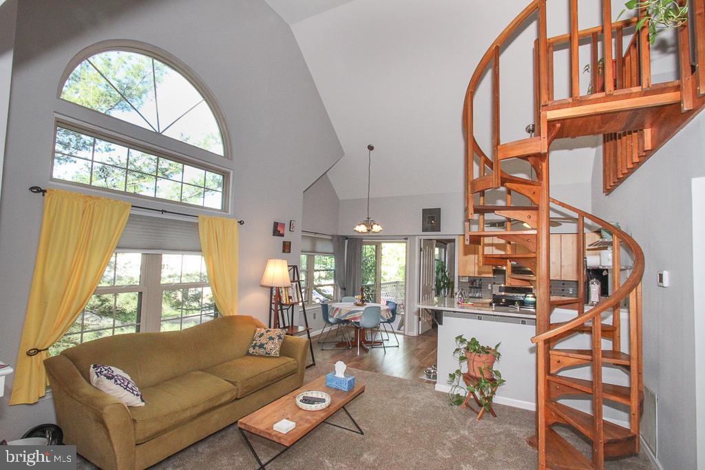 MONTGOMERY BROOKE - Residential Lease