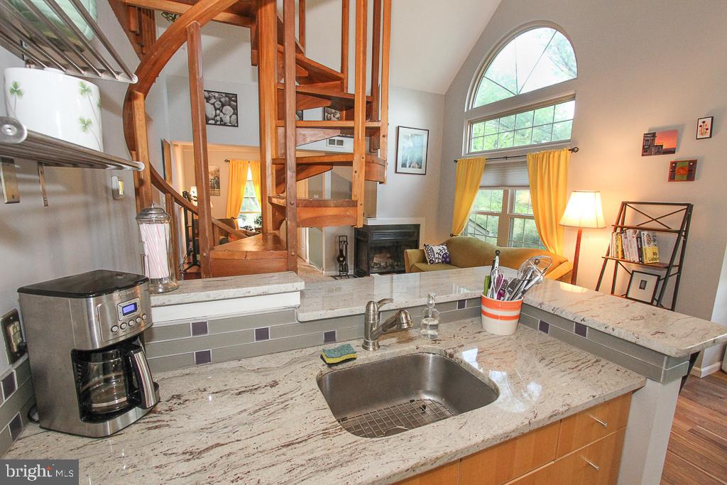 MONTGOMERY BROOKE - Residential Lease