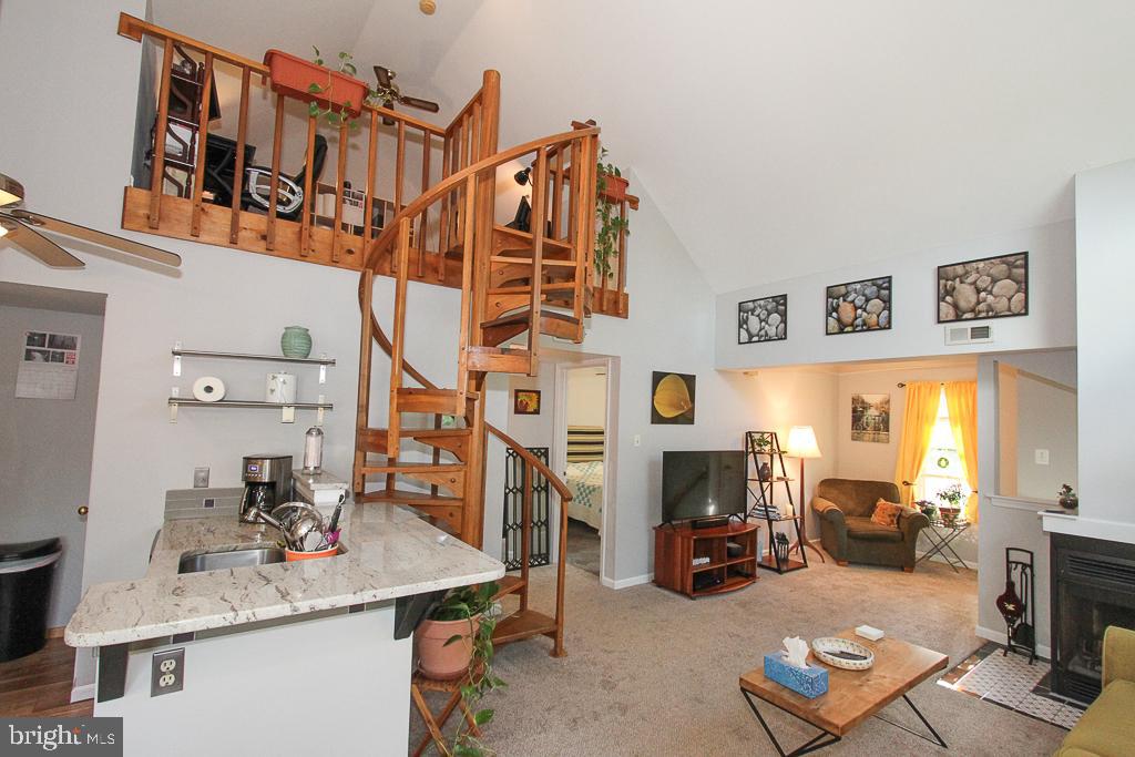 MONTGOMERY BROOKE - Residential Lease