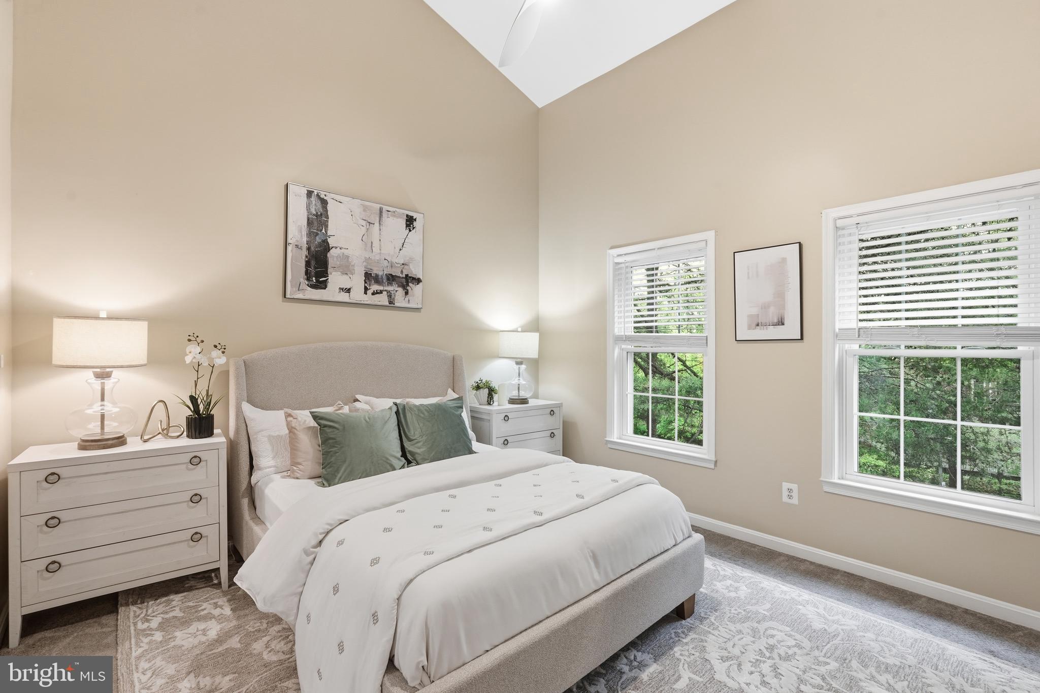 4662 W BRADDOCK ROAD