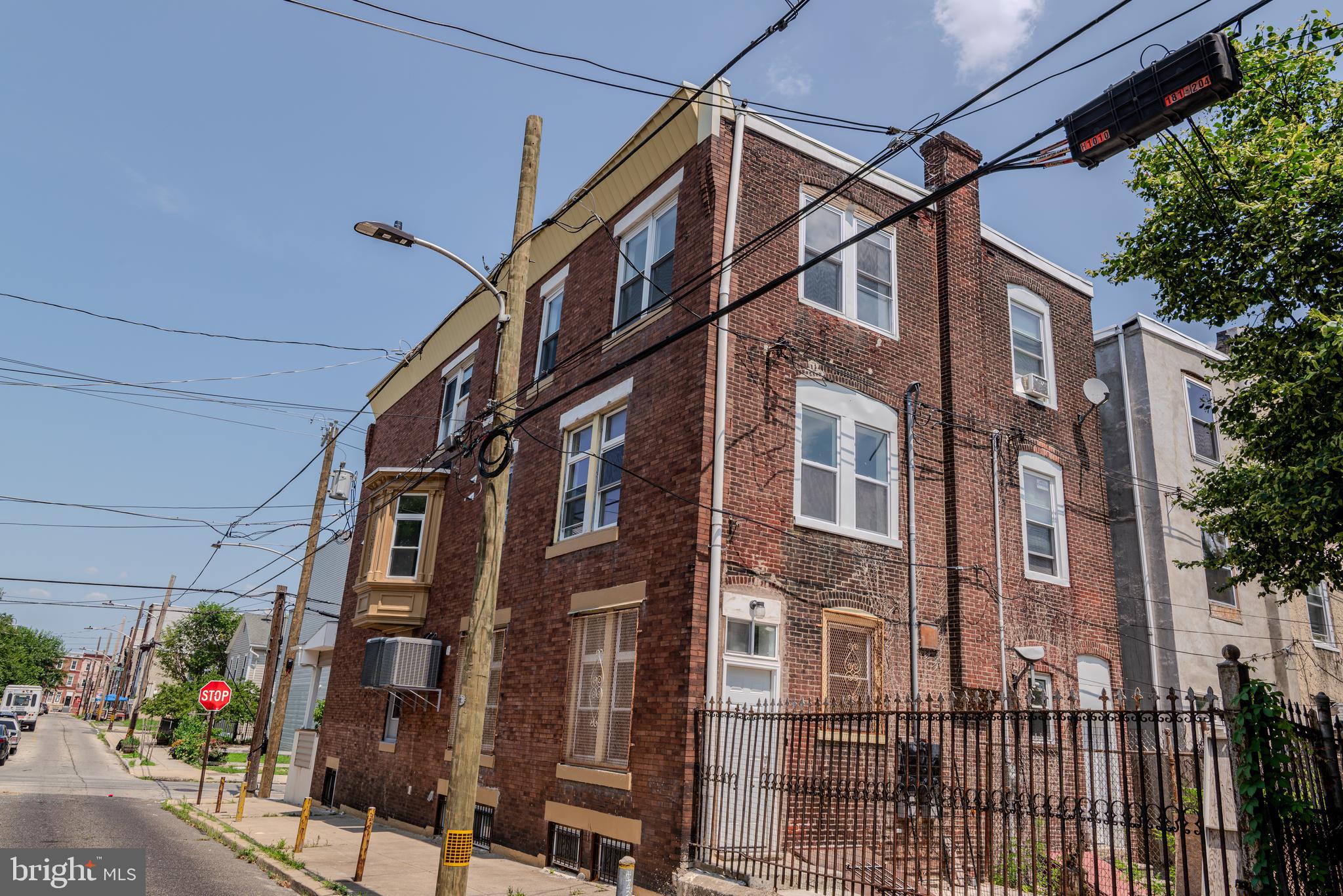1920 W BERKS STREET