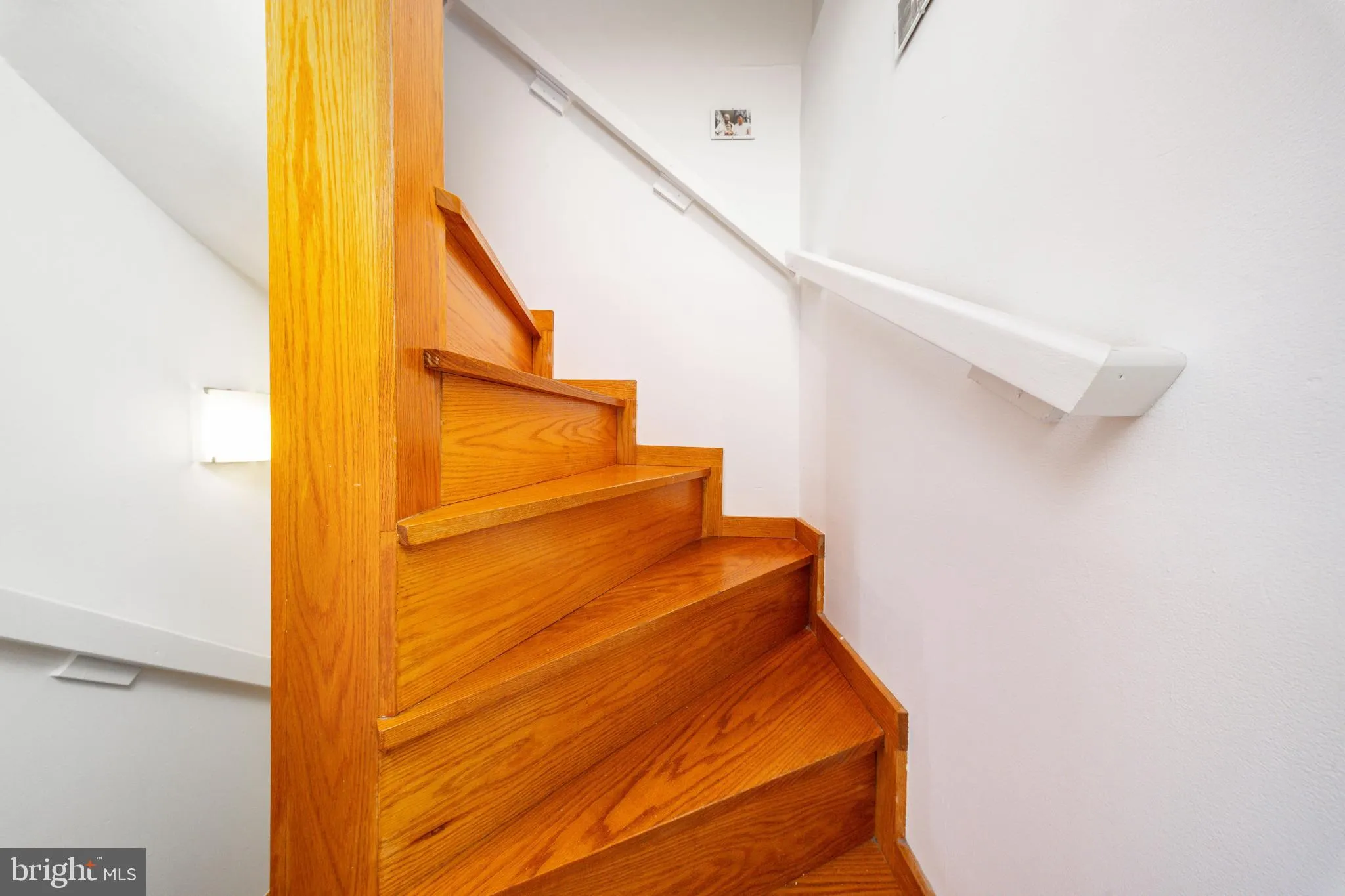 Philadelphia, Pennsylvania 19123, United States, 2 Bedrooms Bedrooms, ,1 BathroomBathrooms,Residential,Active,123211