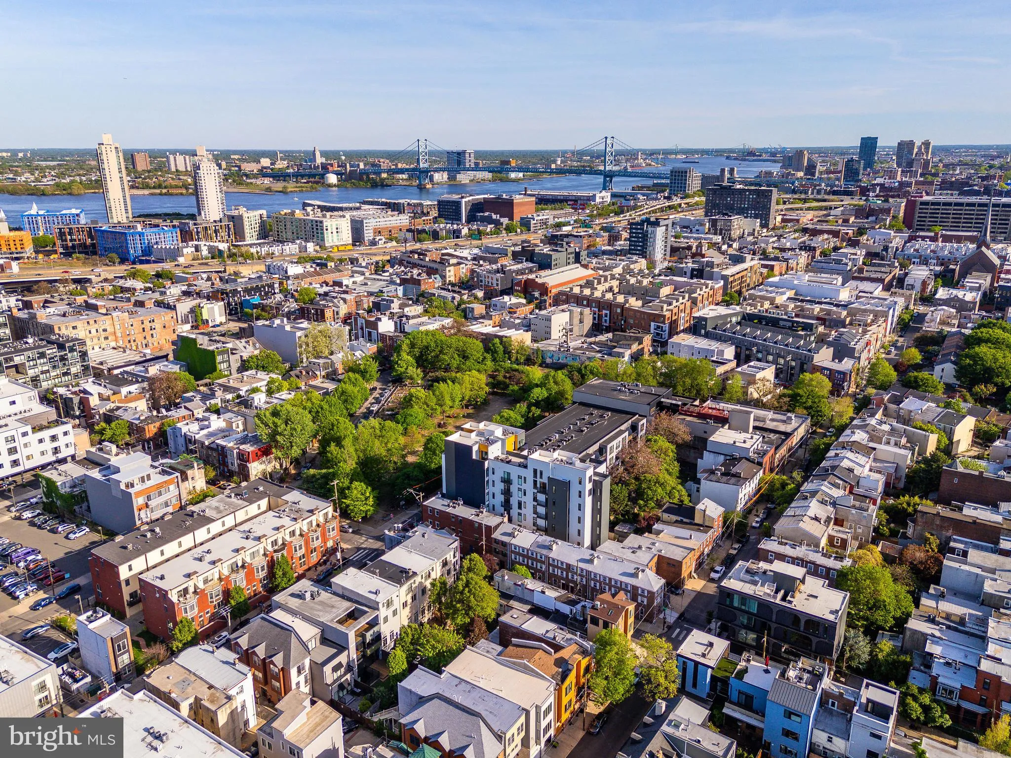 Philadelphia, Pennsylvania 19123, United States, 2 Bedrooms Bedrooms, ,1 BathroomBathrooms,Residential,Active,123211