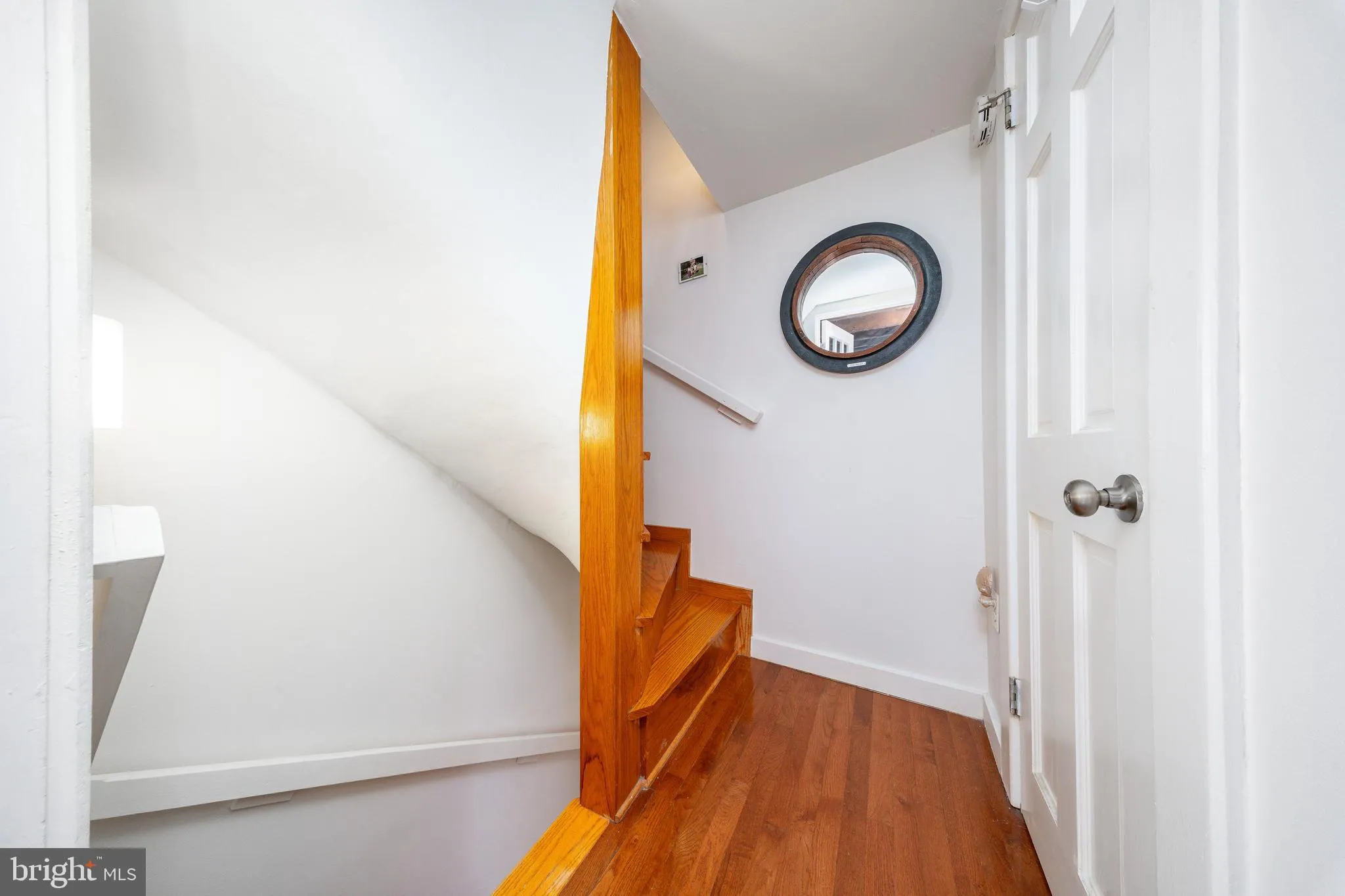 Philadelphia, Pennsylvania 19123, United States, 2 Bedrooms Bedrooms, ,1 BathroomBathrooms,Residential,Active,123211