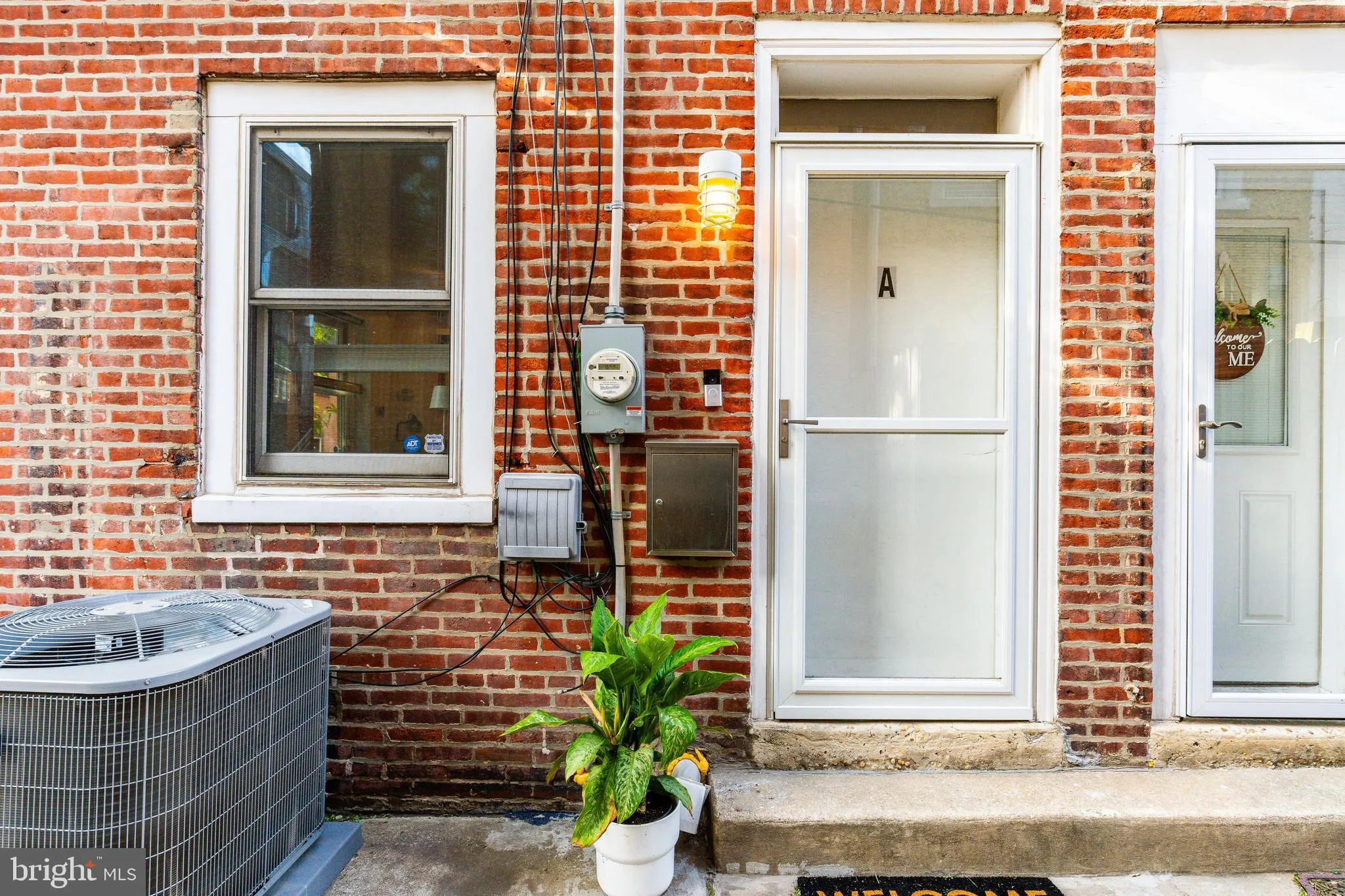 Philadelphia, Pennsylvania 19123, United States, 2 Bedrooms Bedrooms, ,1 BathroomBathrooms,Residential,Active,123211