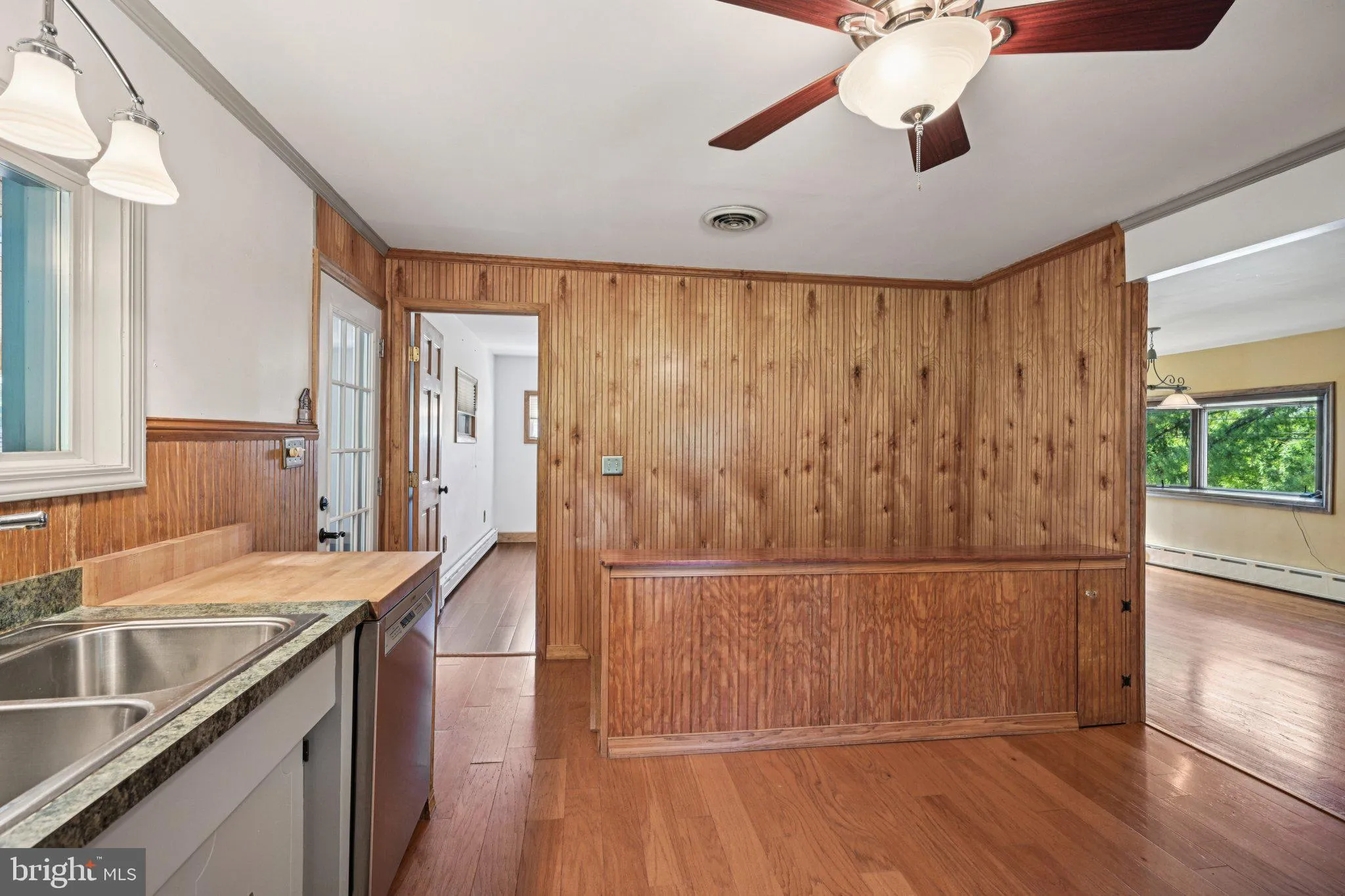 Bethlehem, Pennsylvania 18015, United States, 2 Bedrooms Bedrooms, ,3 BathroomsBathrooms,Residential,Pending,193565