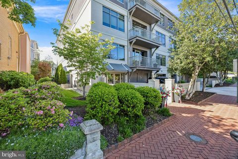 Photo of 51 Franklin Street, ANNAPOLIS, MD 21401 (MLS # MDAA2143604)