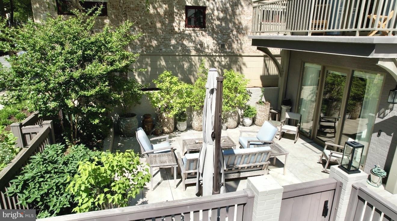 MURRAY HILL - Residential
