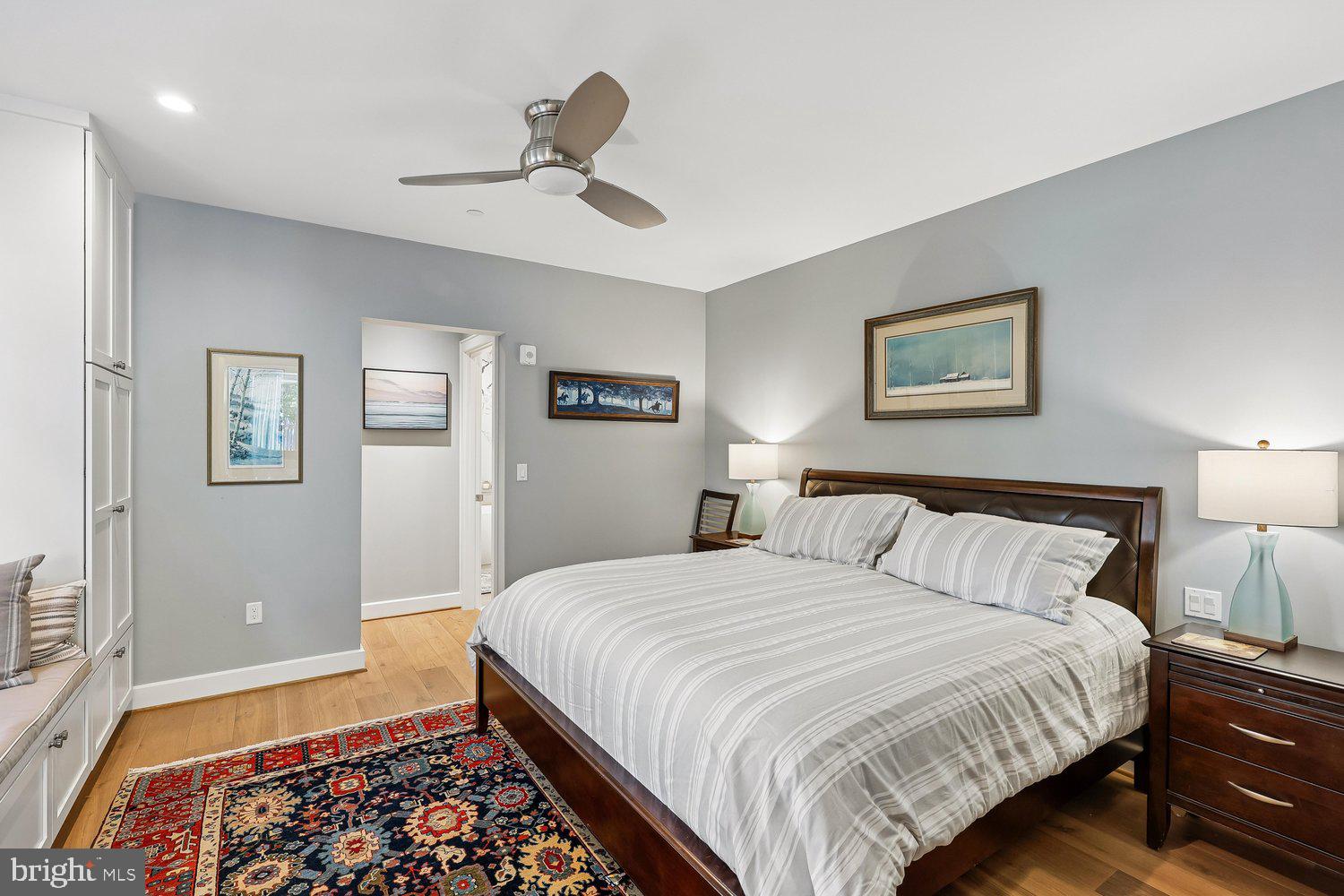 MURRAY HILL - Residential