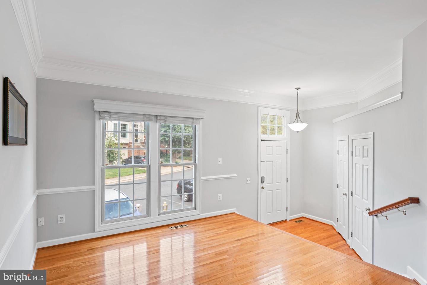 19893 UPLAND TERRACE