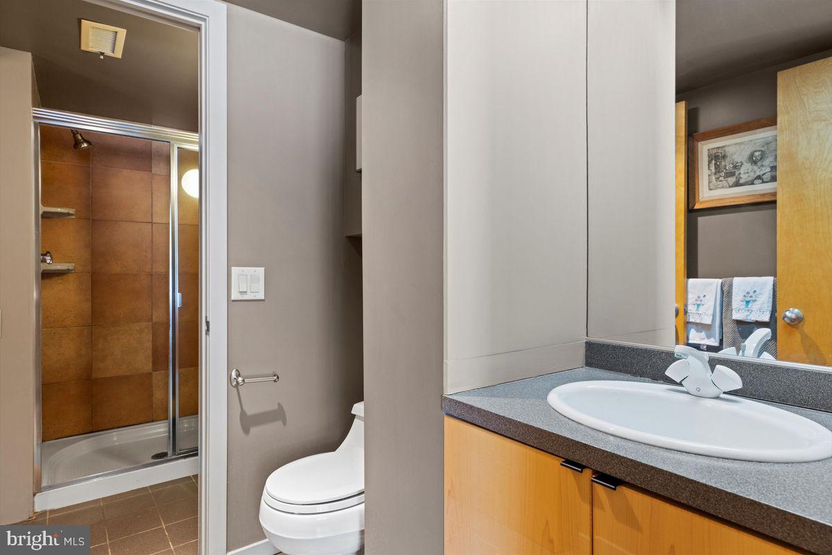 WASHINGTON SQ WEST - Residential