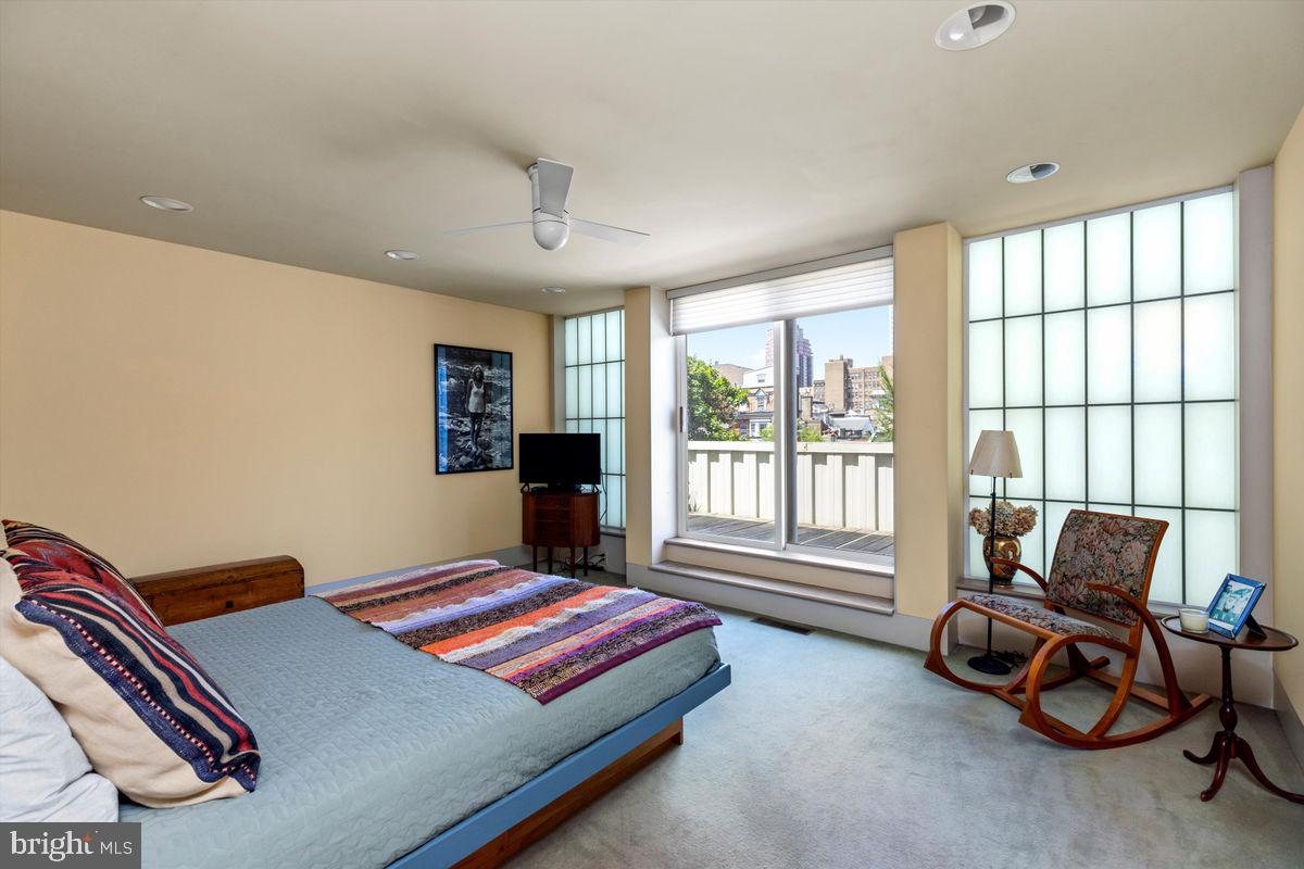 WASHINGTON SQ WEST - Residential