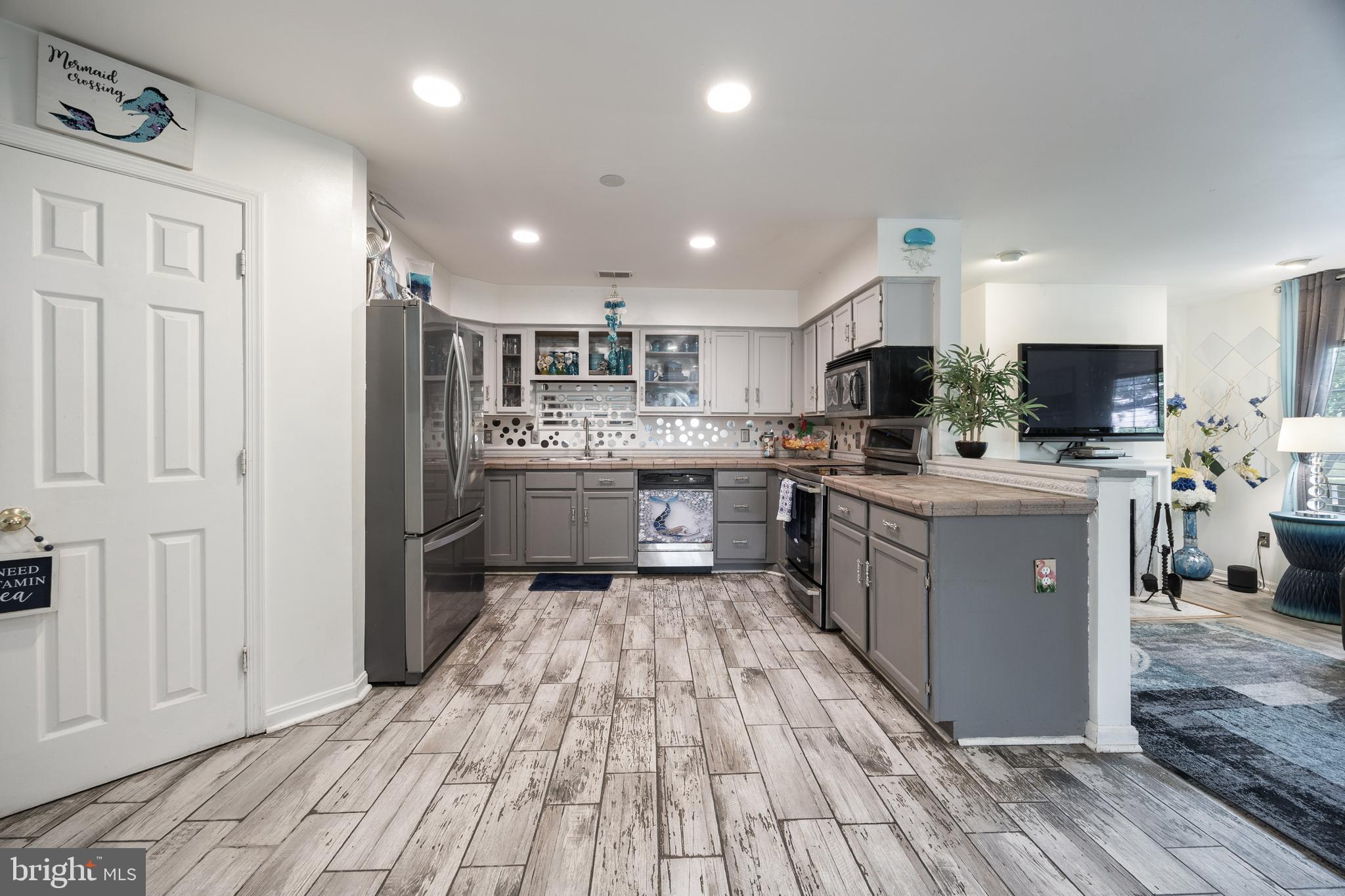 6211 GILBRALTER LANE