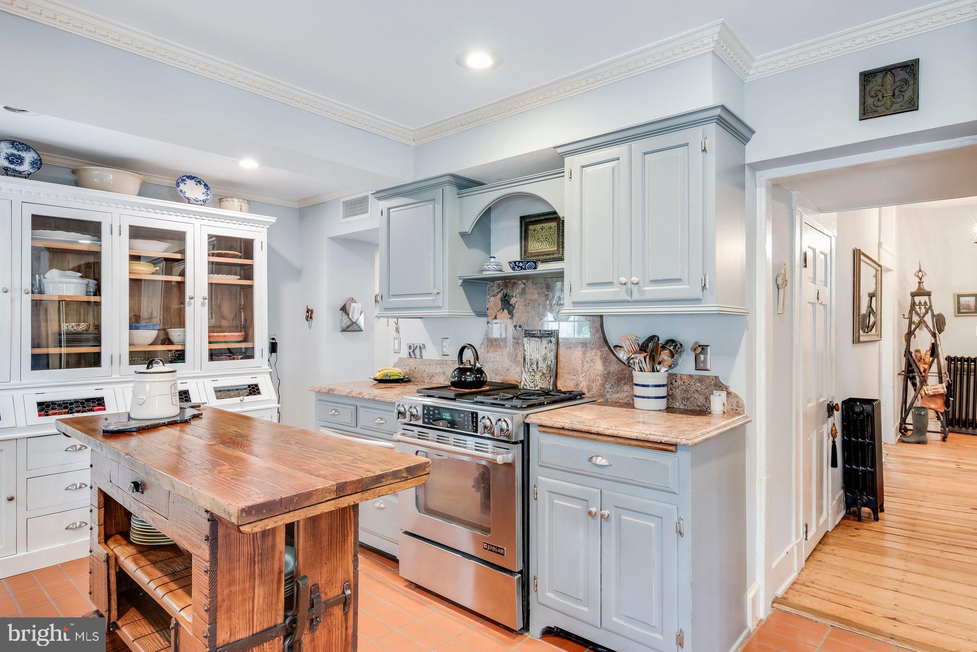 HISTORIC DISTRICT - Residential