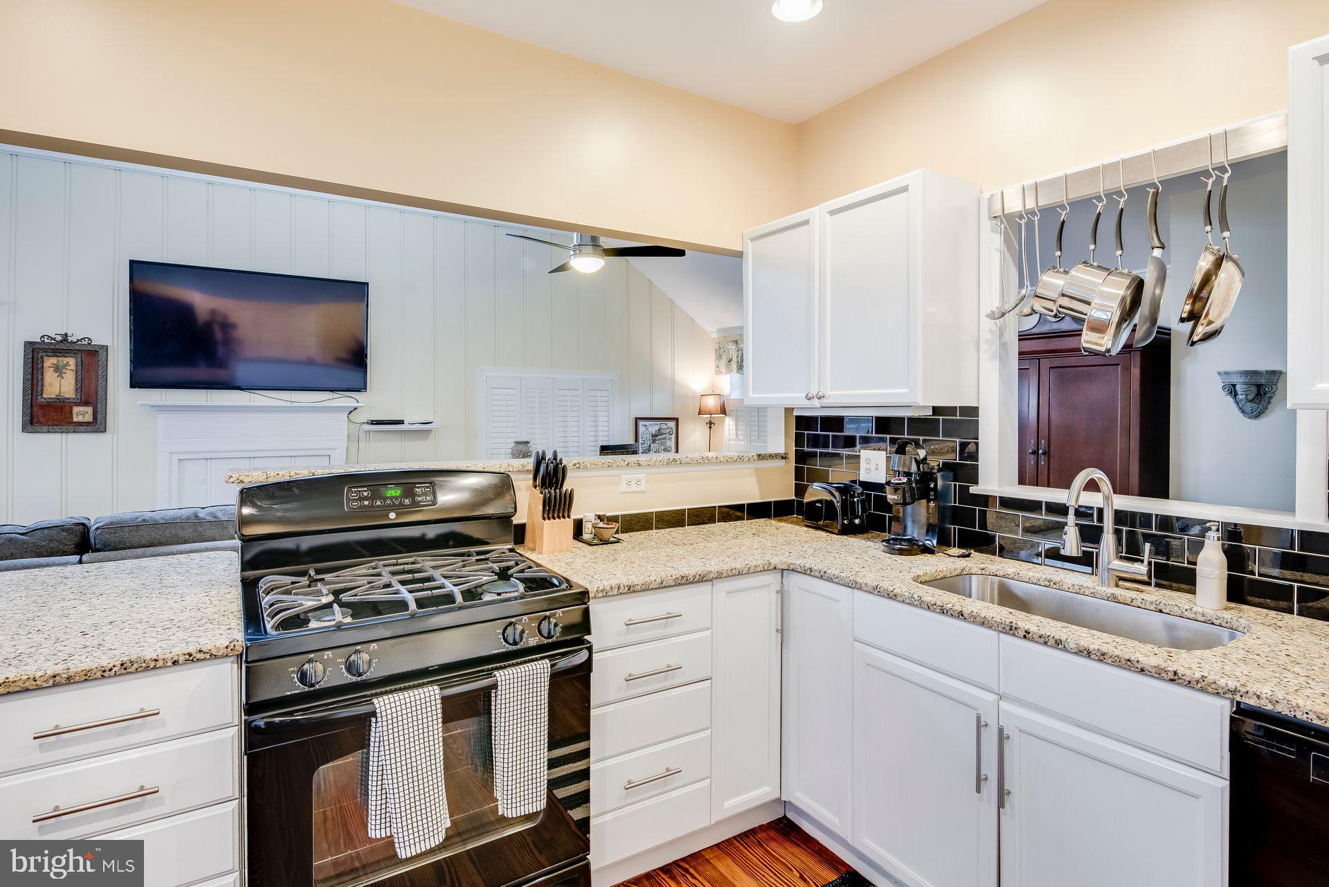 HISTORIC DISTRICT - Residential