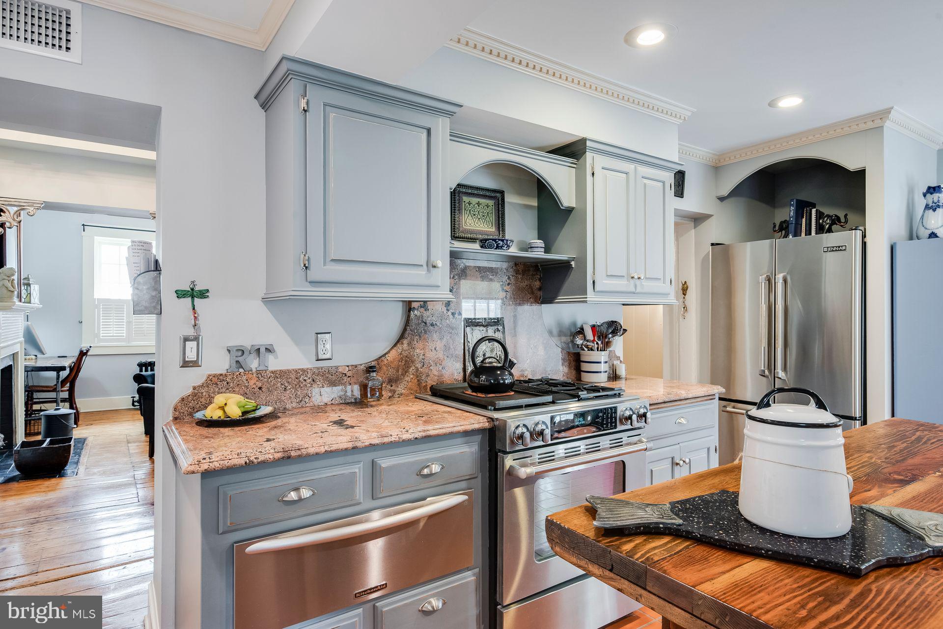 HISTORIC DISTRICT - Residential