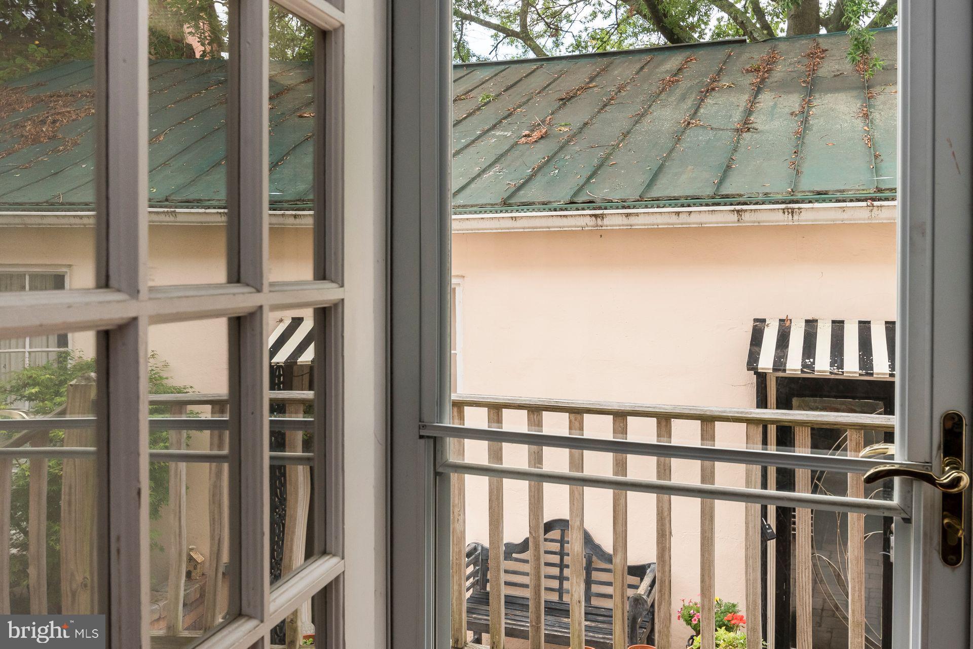 HISTORIC DISTRICT - Residential