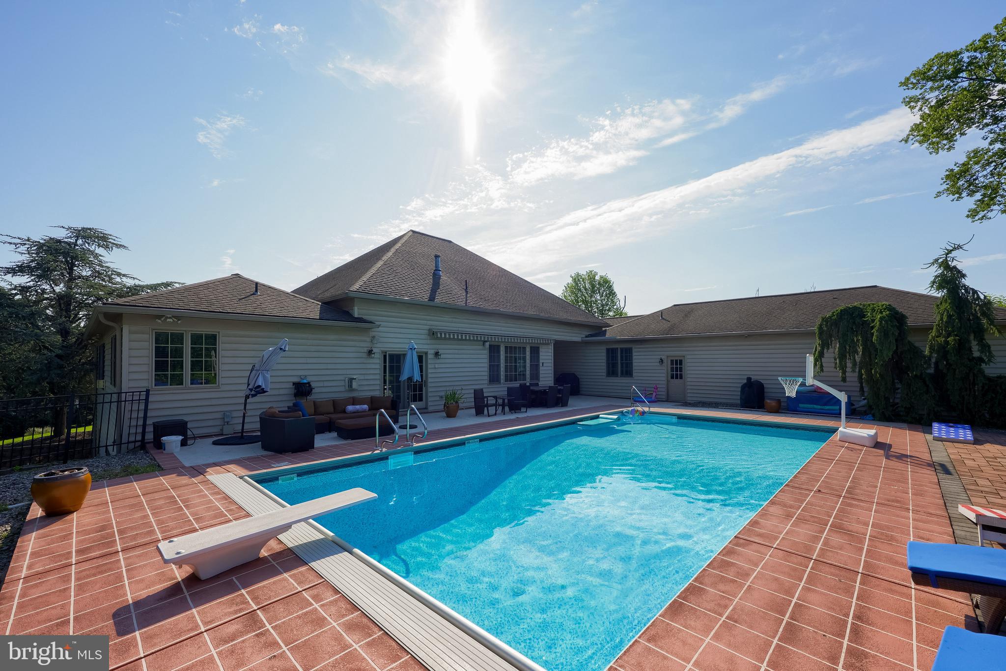 424 MASONIC DRIVE