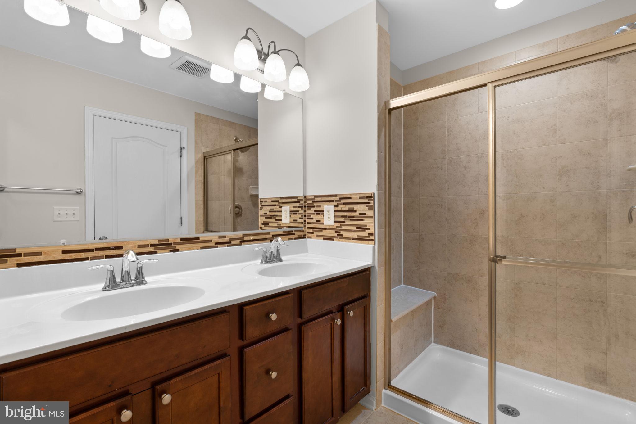 BLUE STREAM - Residential