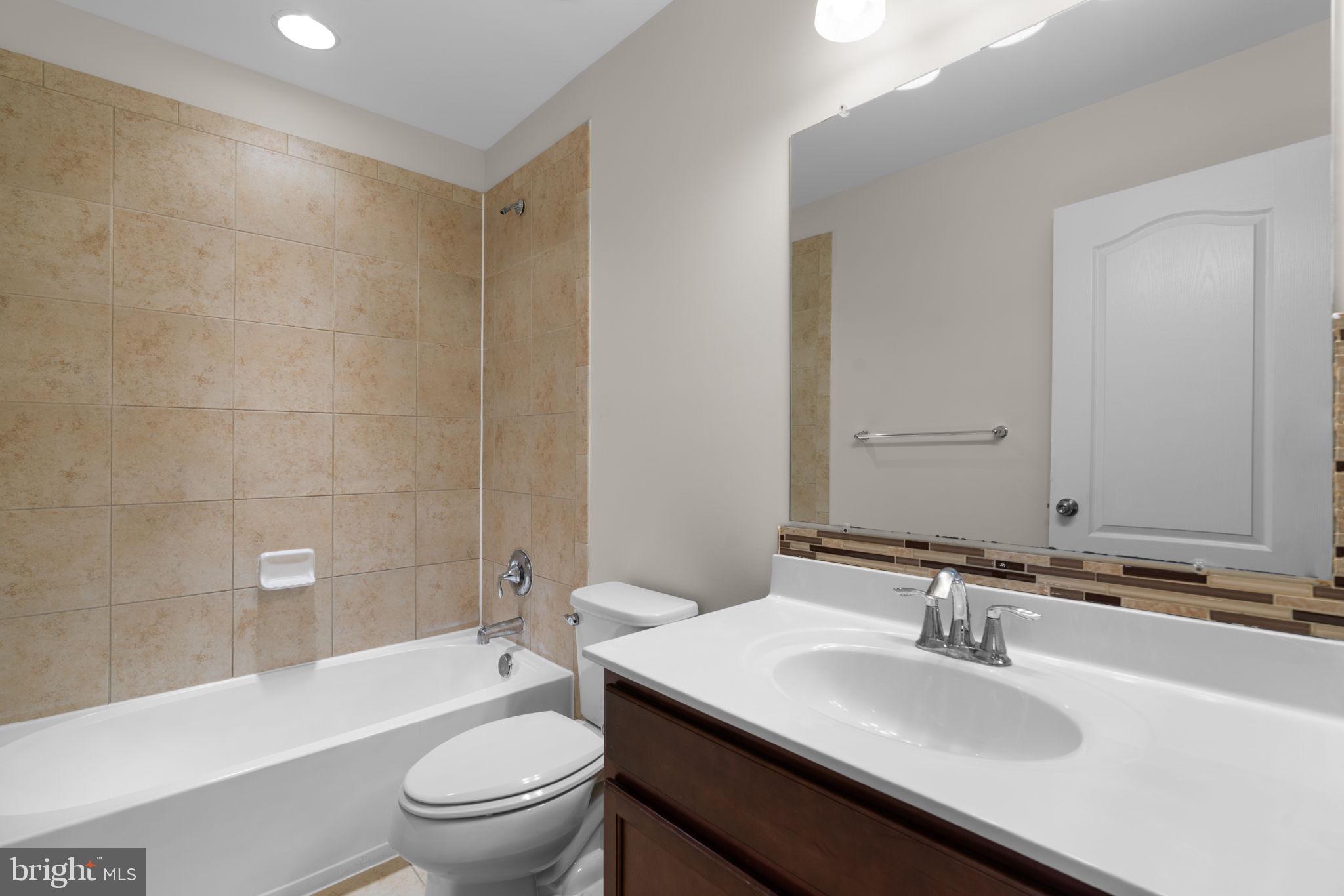 BLUE STREAM - Residential