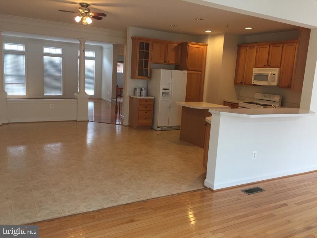 POTOMAC CHASE - Residential Lease