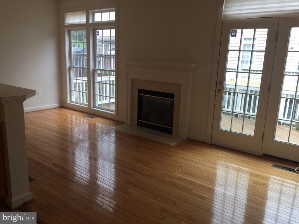 POTOMAC CHASE - Residential Lease