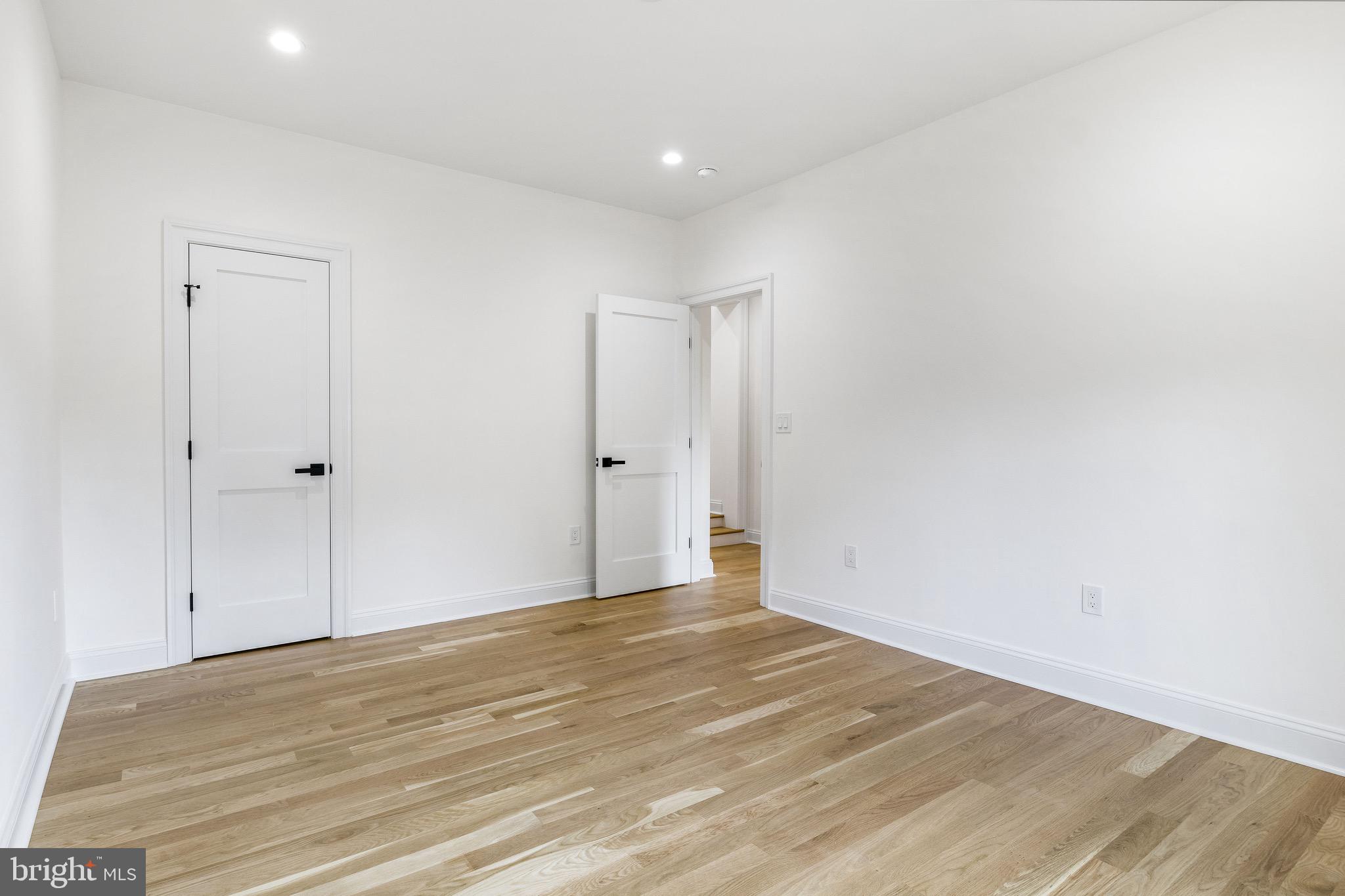 GREENACRES - Residential